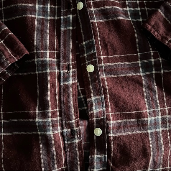 Nordstrom Flannel Shirt! 💙 - Picture 4 of 8